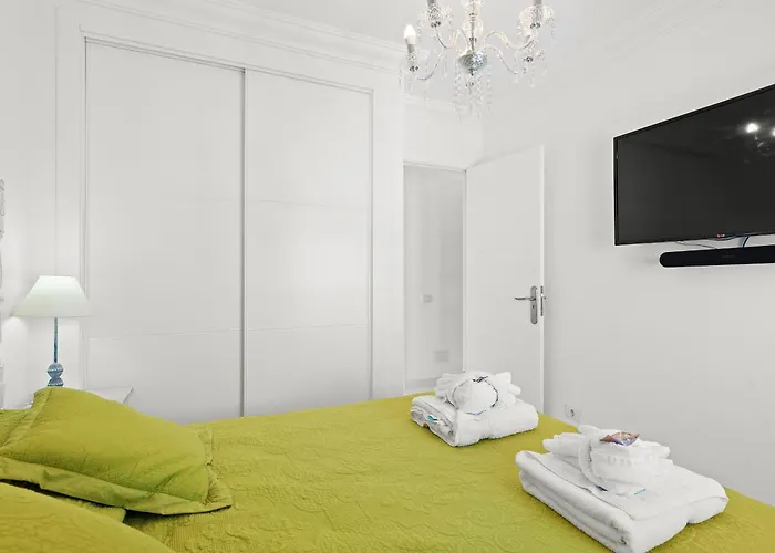 Cristismart Hi-end Services Media Streaming *