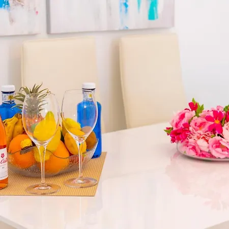 아파트 Cristismart Hi-end Services Media Streaming *