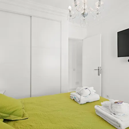 Cristismart Hi-end Services Media Streaming *